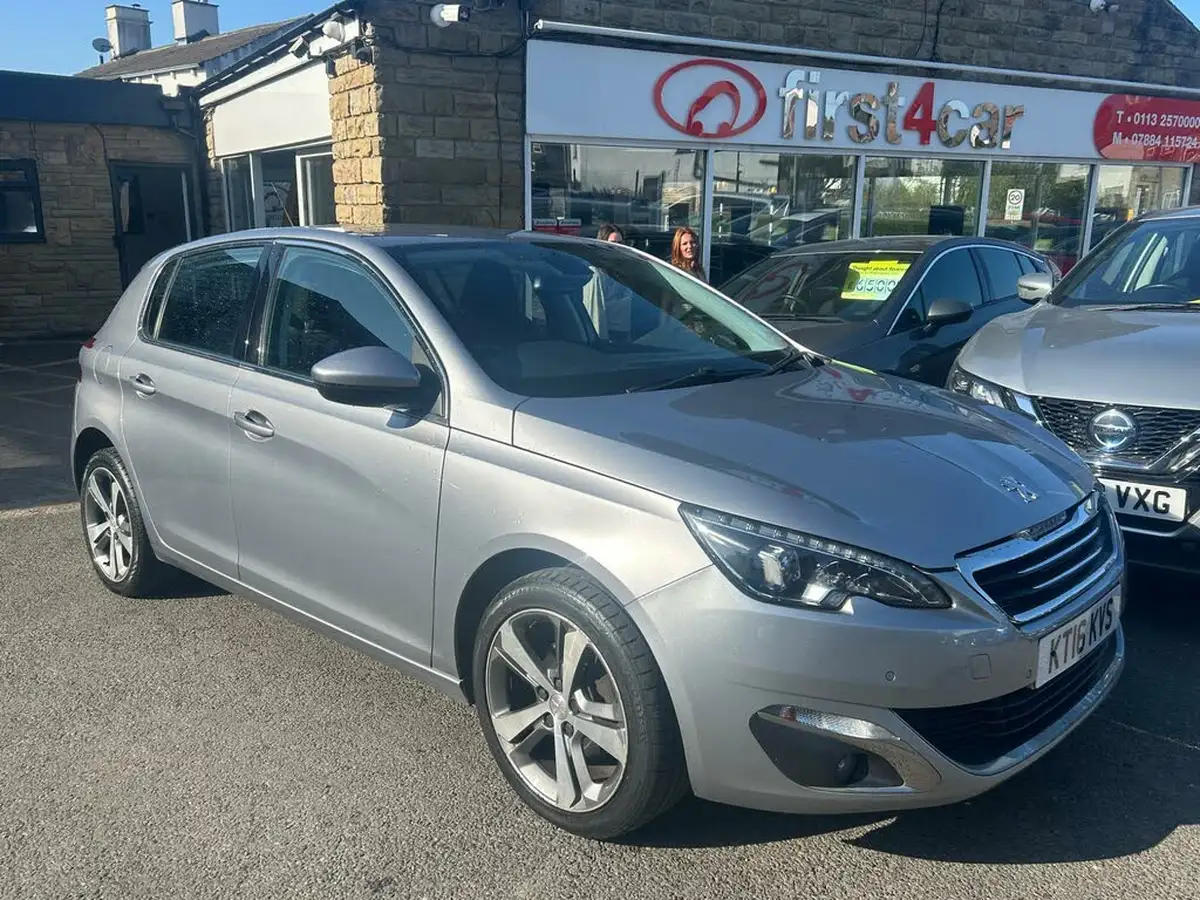 2016-peugeot-308-12-puretech-allure-130bhp-big-4
