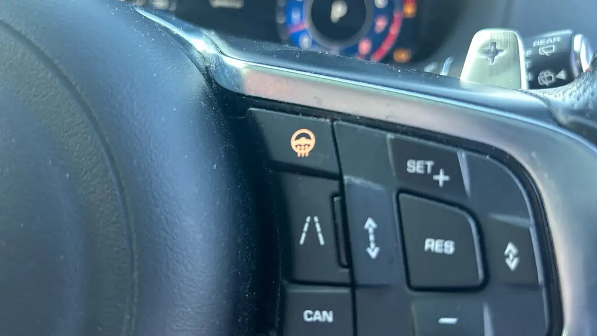 2019-jaguar-f-pace-50-v8-sc-svr-ss-big-29
