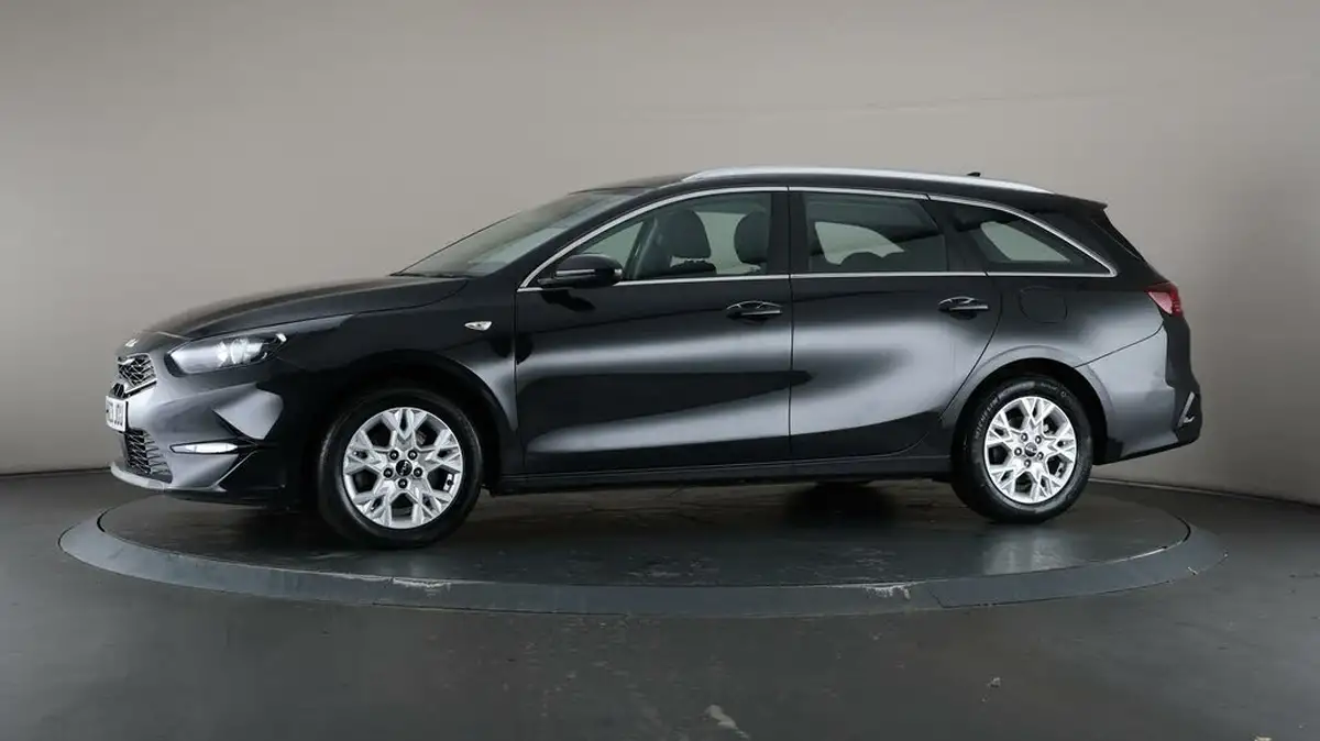 2023-kia-ceed-15-t-gdi-2-158bhp-sportswagon-big-31