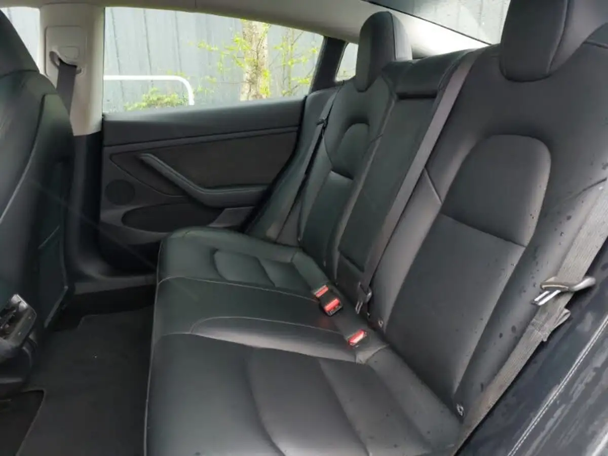 2021-tesla-model-3-e-long-range-awd-big-5