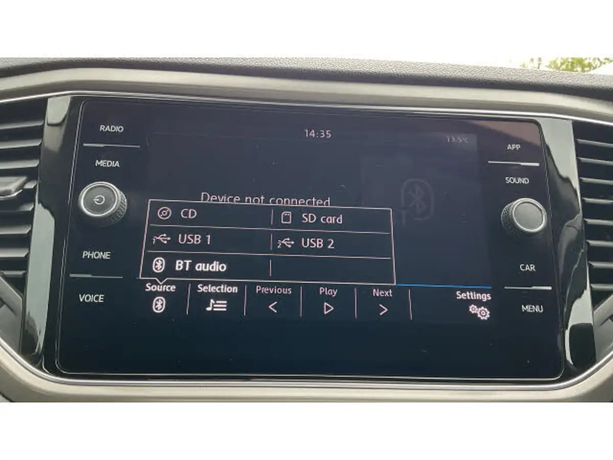 2020-volkswagen-t-roc-15-tsi-se-dsg-big-23
