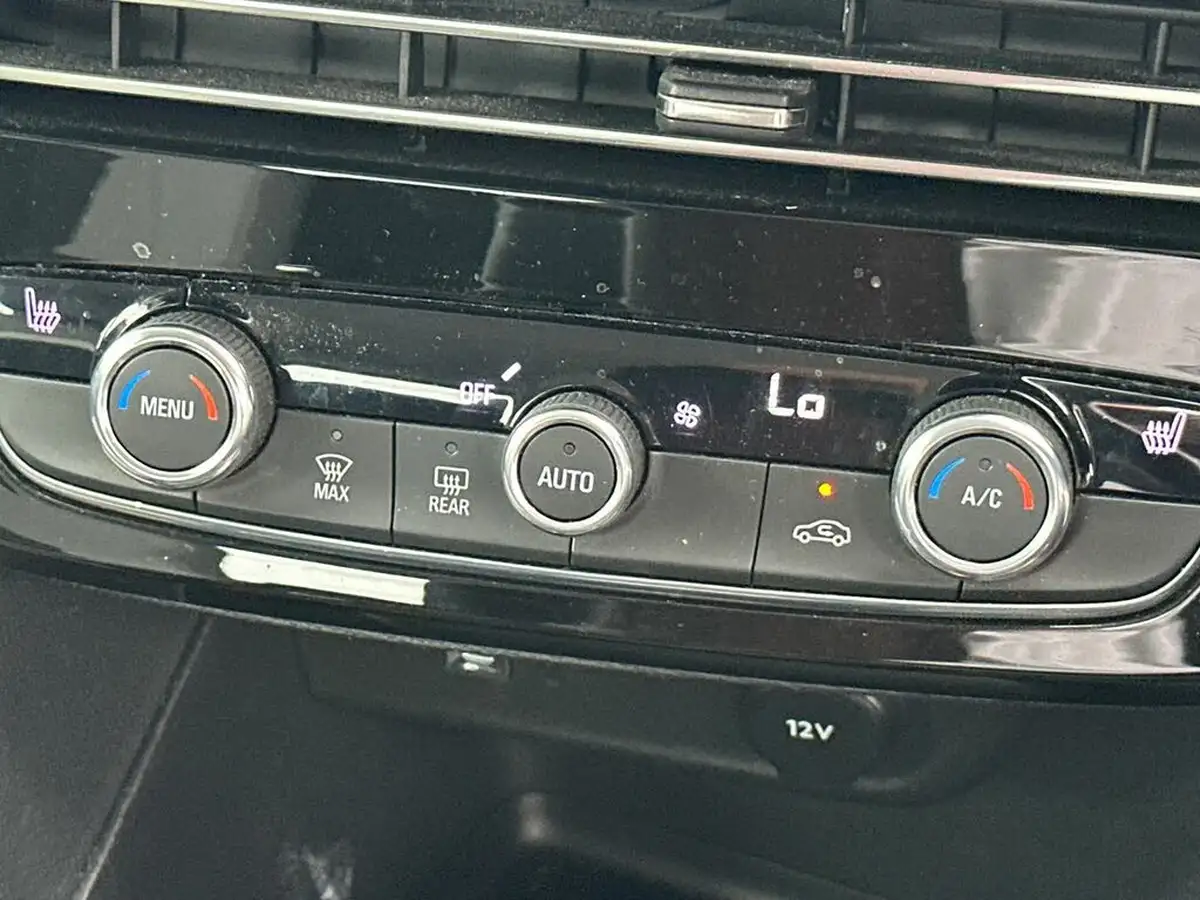 2021-vauxhall-mokka-12-elite-nav-premium-100ps-big-23