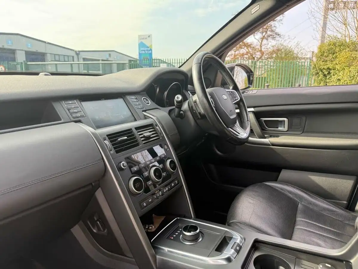 2018-land-rover-discovery-sport-20td4-landmark-big-20