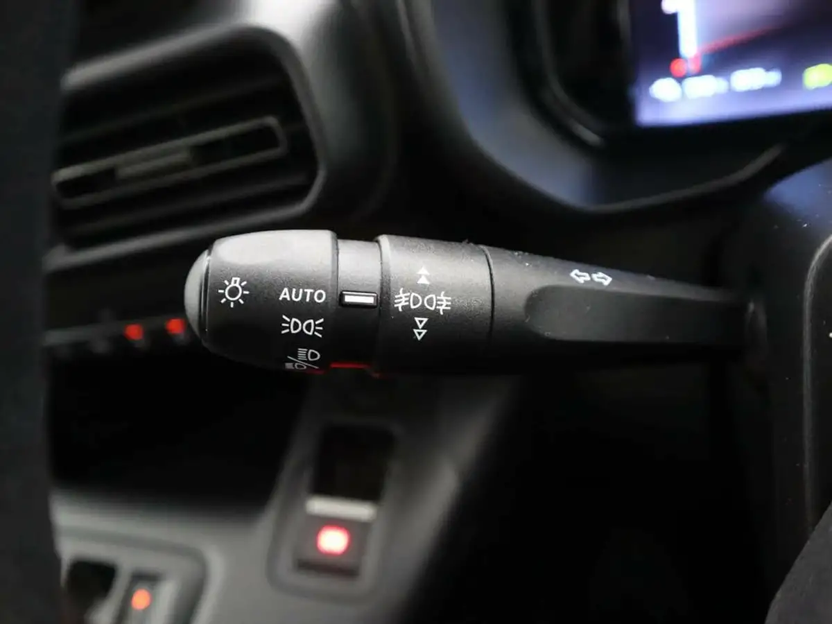 2025-citroen-berlingo-e-plus-xl-size-big-22
