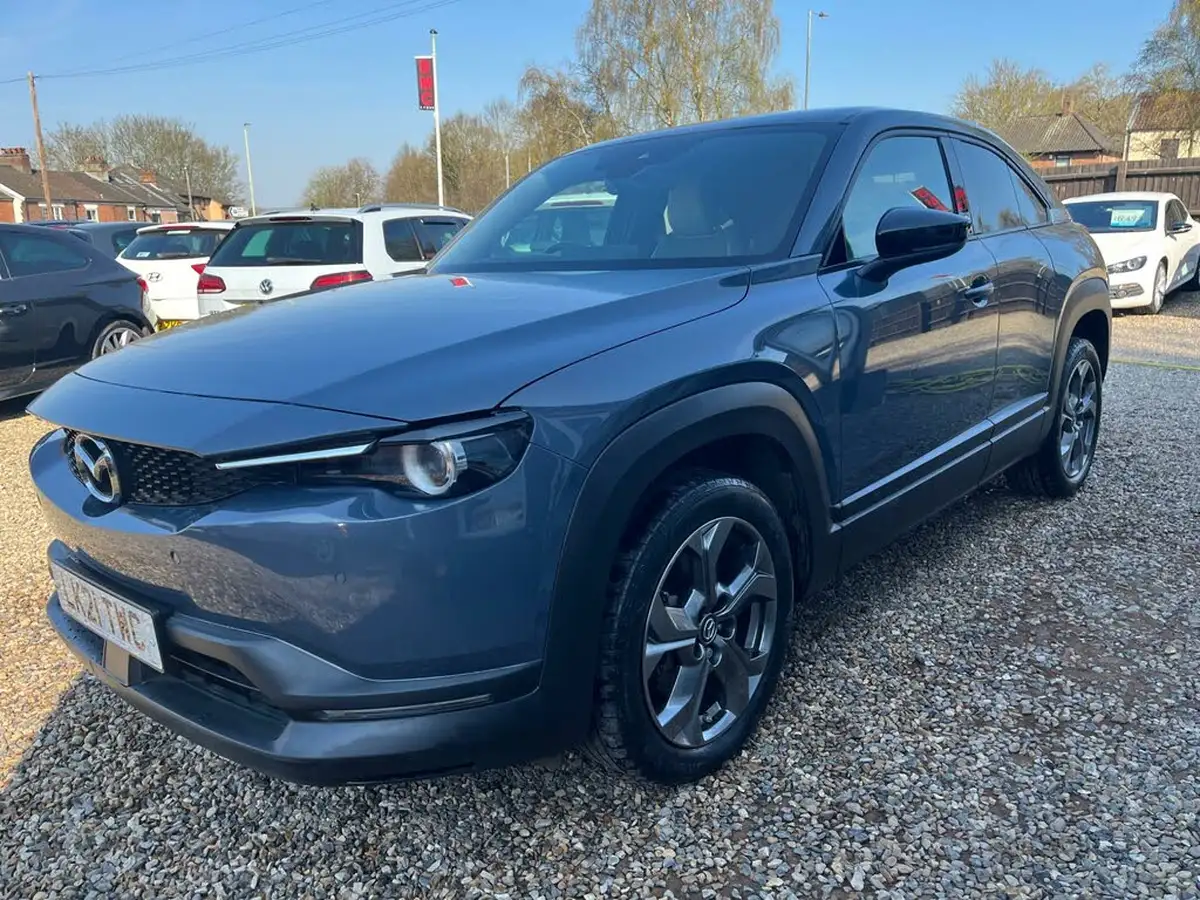 2021-mazda-mx-30-e-first-edition-big-9