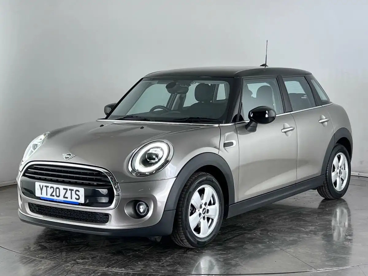 2020-mini-countryman-15-cooper-classic-auto-big-2