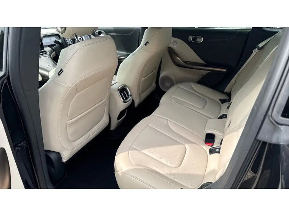 2024-smart-1-e-premium-big-15