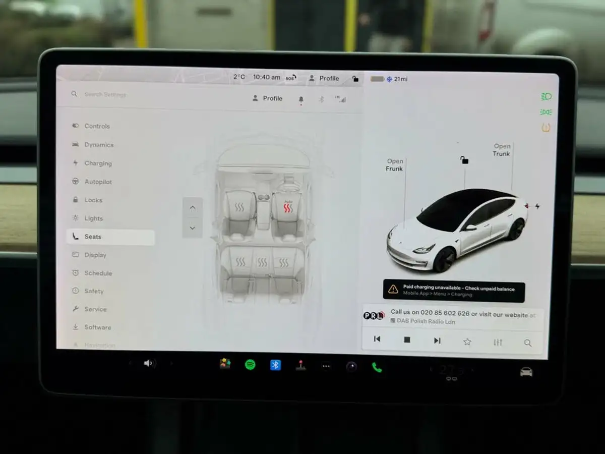 2020-tesla-model-3-e-long-range-big-32