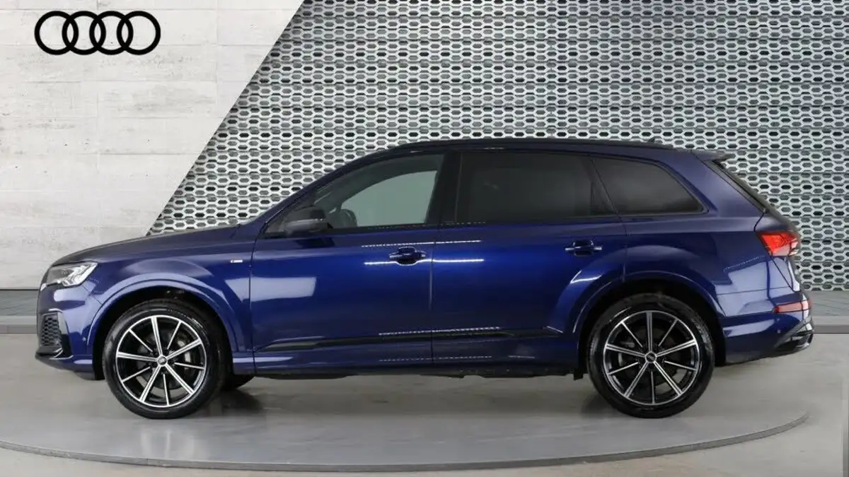 2022-audi-q7-30-55-tfsi-black-edition-big-8