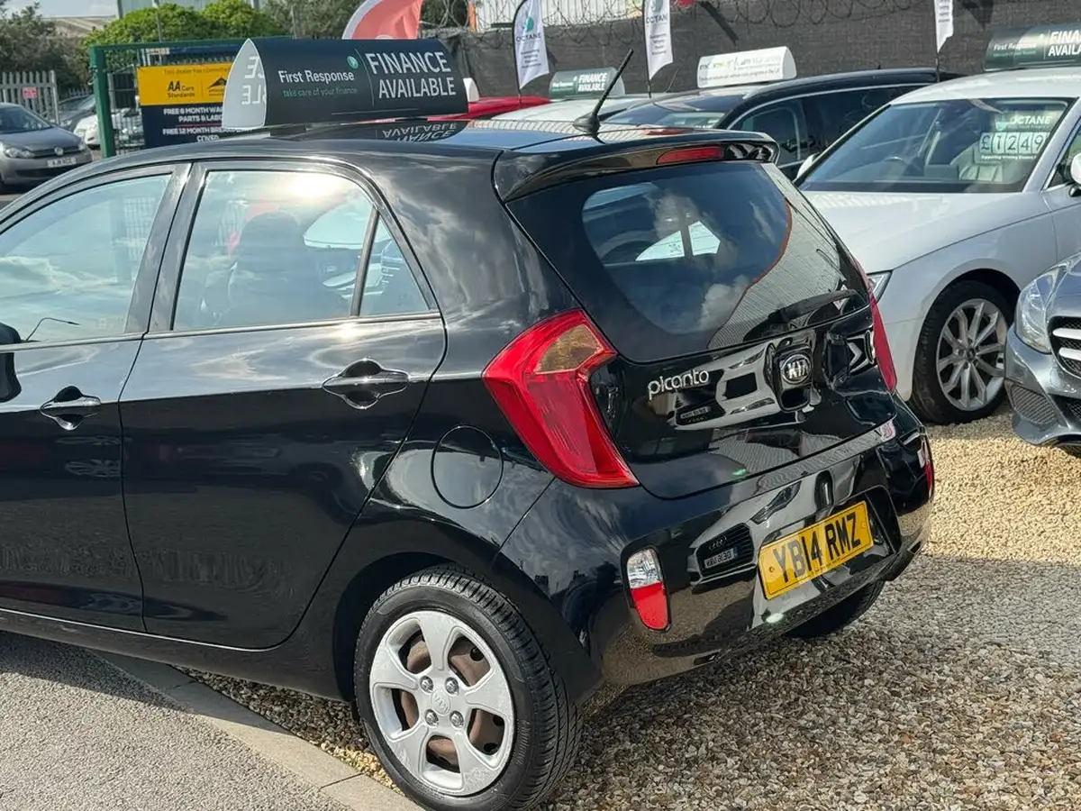 2014-kia-picanto-10-picanto-1-5d-big-13