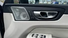 2025-volvo-xc60-20-t8-ultra-dark-small-35