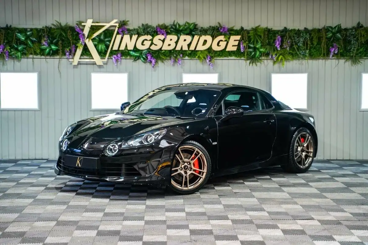 2020-alpine-a110-18-t-s-big-0