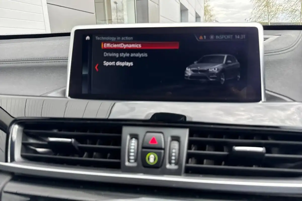 2021-bmw-x1-15-sdrive18i-sport-big-49