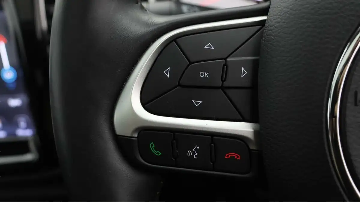 2019-jeep-compass-14-multiair-ii-limited-plus-138bhp-big-20
