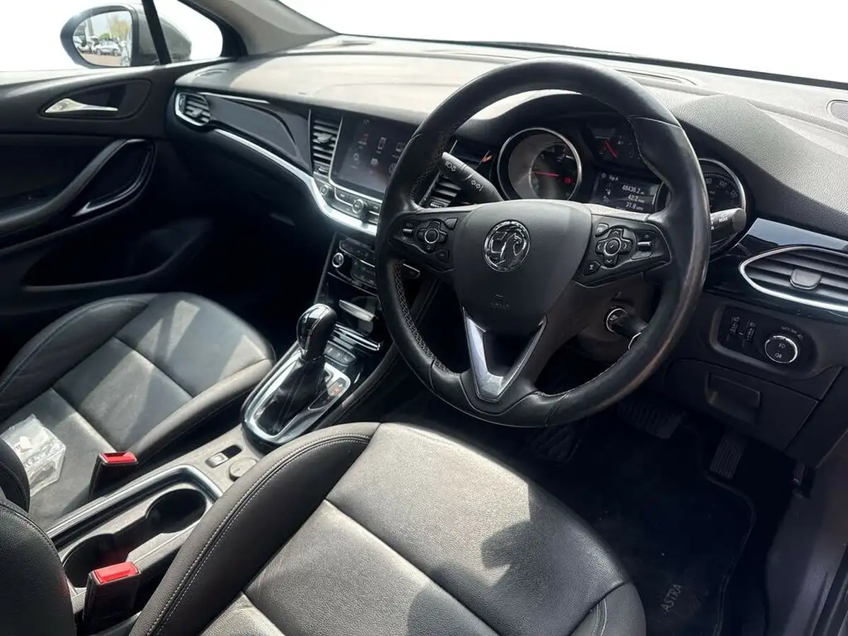2017-vauxhall-astra-14i-16v-turbo-elite-nav-150ps-ss-hatchback-auto-big-14