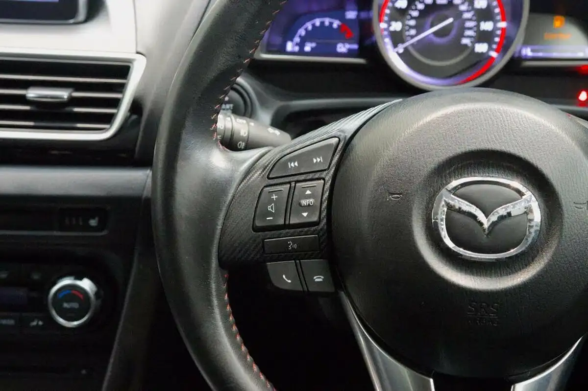 2016-mazda-mazda3-20-se-l-nav-skyactiv-g-hatchback-5d-big-17