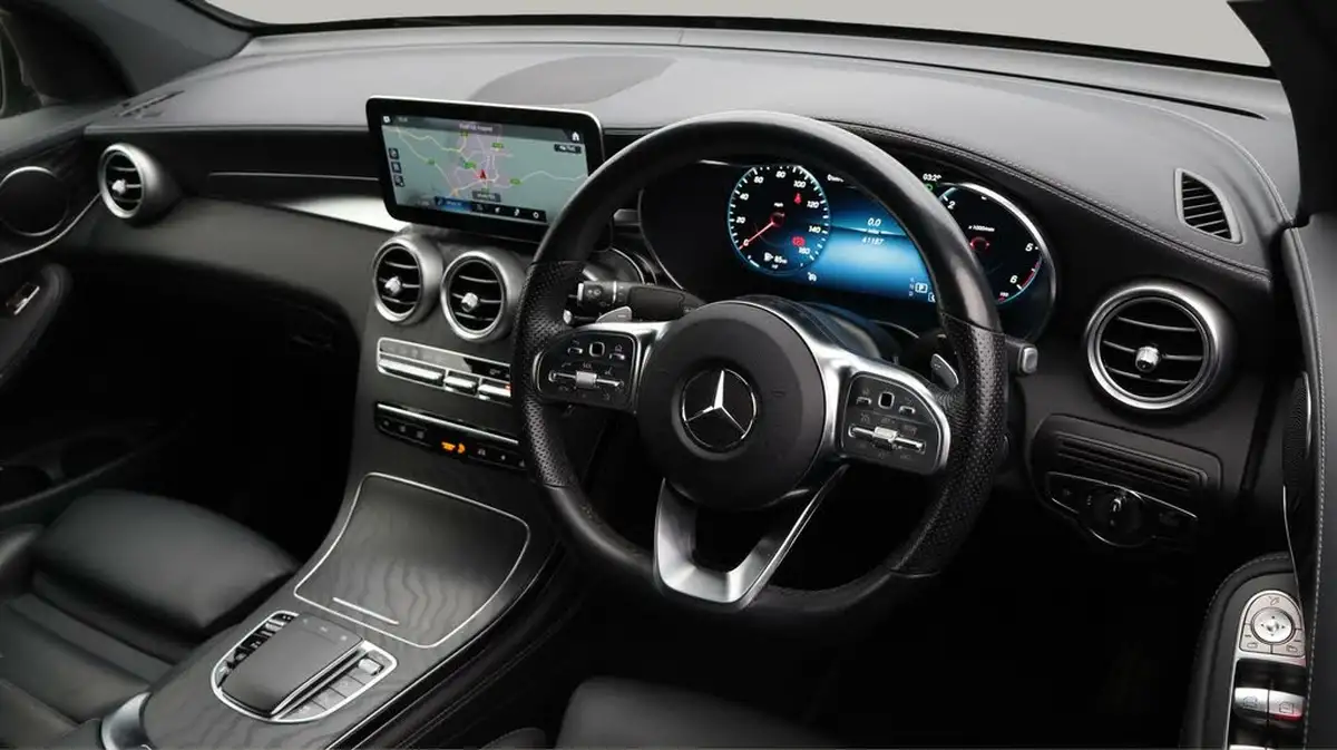 2021-mercedes-benz-glc-class-20d-glc300d-amg-line-premium-245ps-coupe-4d-big-9