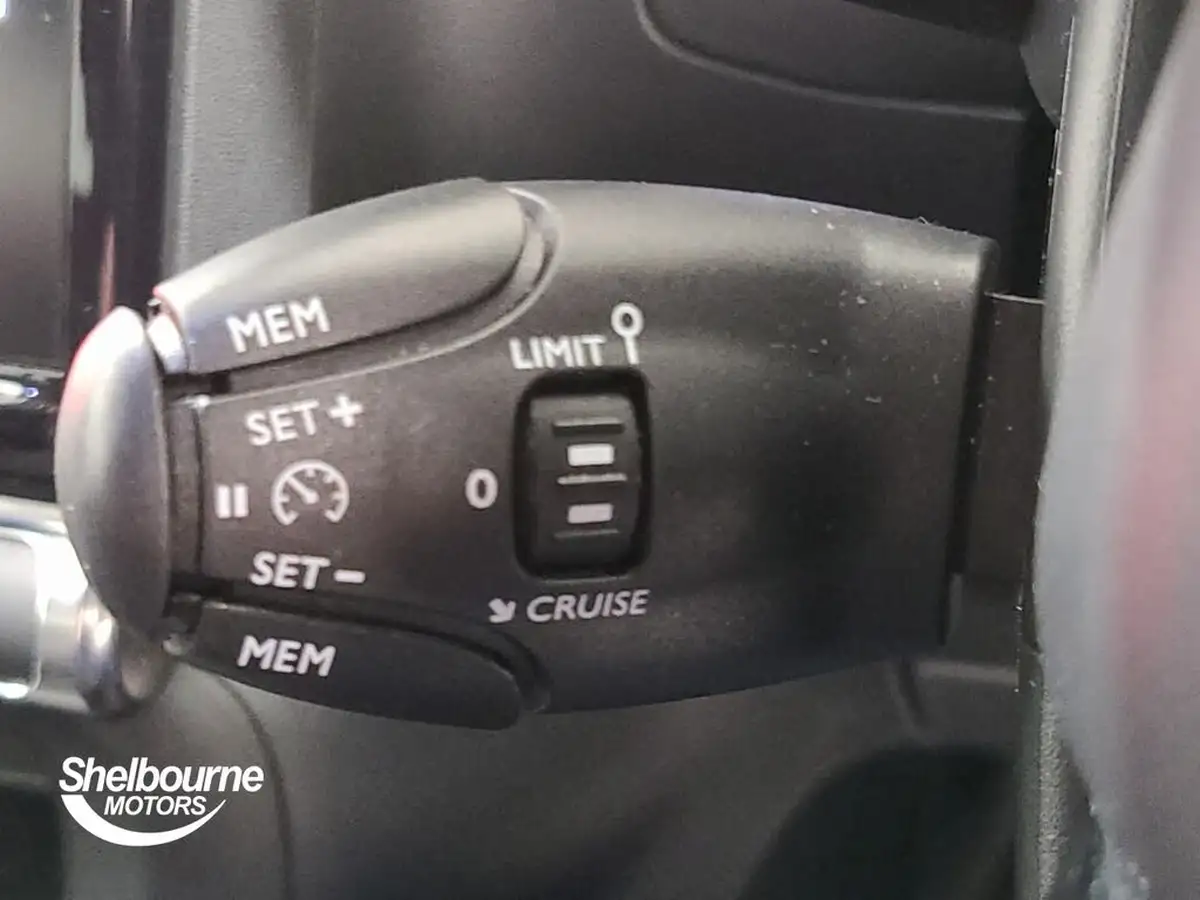 2019-citroen-c3-12-puretech-flair-110ps-ss-big-43