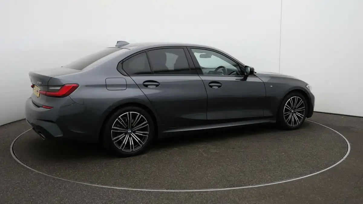 2021-bmw-3-series-20-318i-m-sport-saloon-4d-big-45