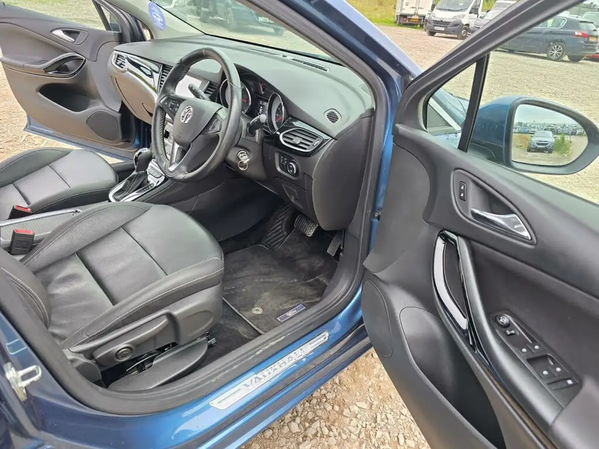 2017-vauxhall-astra-14i-16v-turbo-elite-150ps-ss-hatchback-auto-big-43