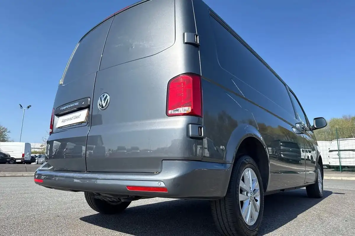 2024-volkswagen-transporter-20tdi-t30-highline-bmt-swb-150pseu6d-panel-van-big-32