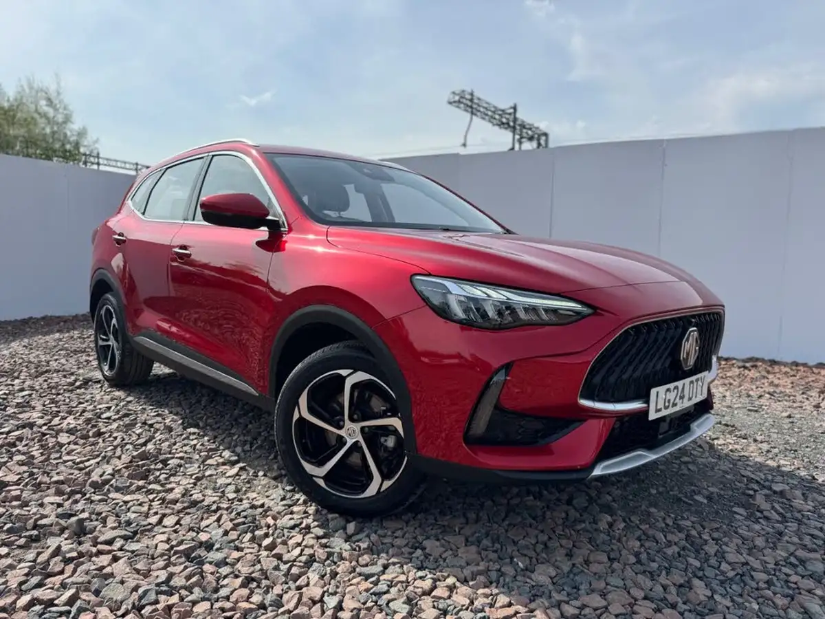 2024-mg-hs-15t-gdi-se-162ps-1490cc-big-0