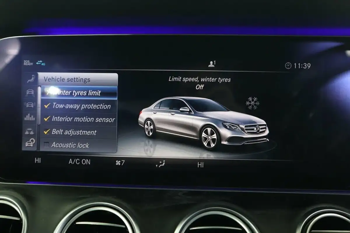 2019-mercedes-benz-e-class-20d-e220d-amg-line-night-edition-premium-plus-saloon-4d-big-45