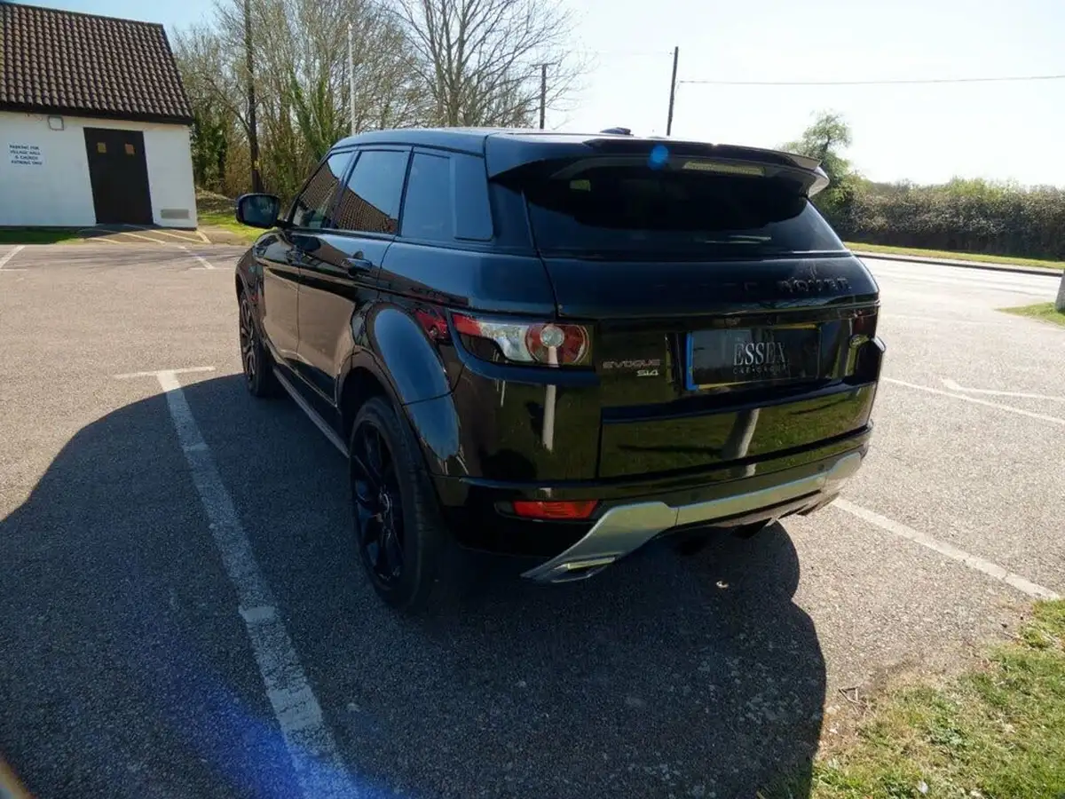 2011-land-rover-range-rover-evoque-20-dynamic-hatchback-5d-big-18