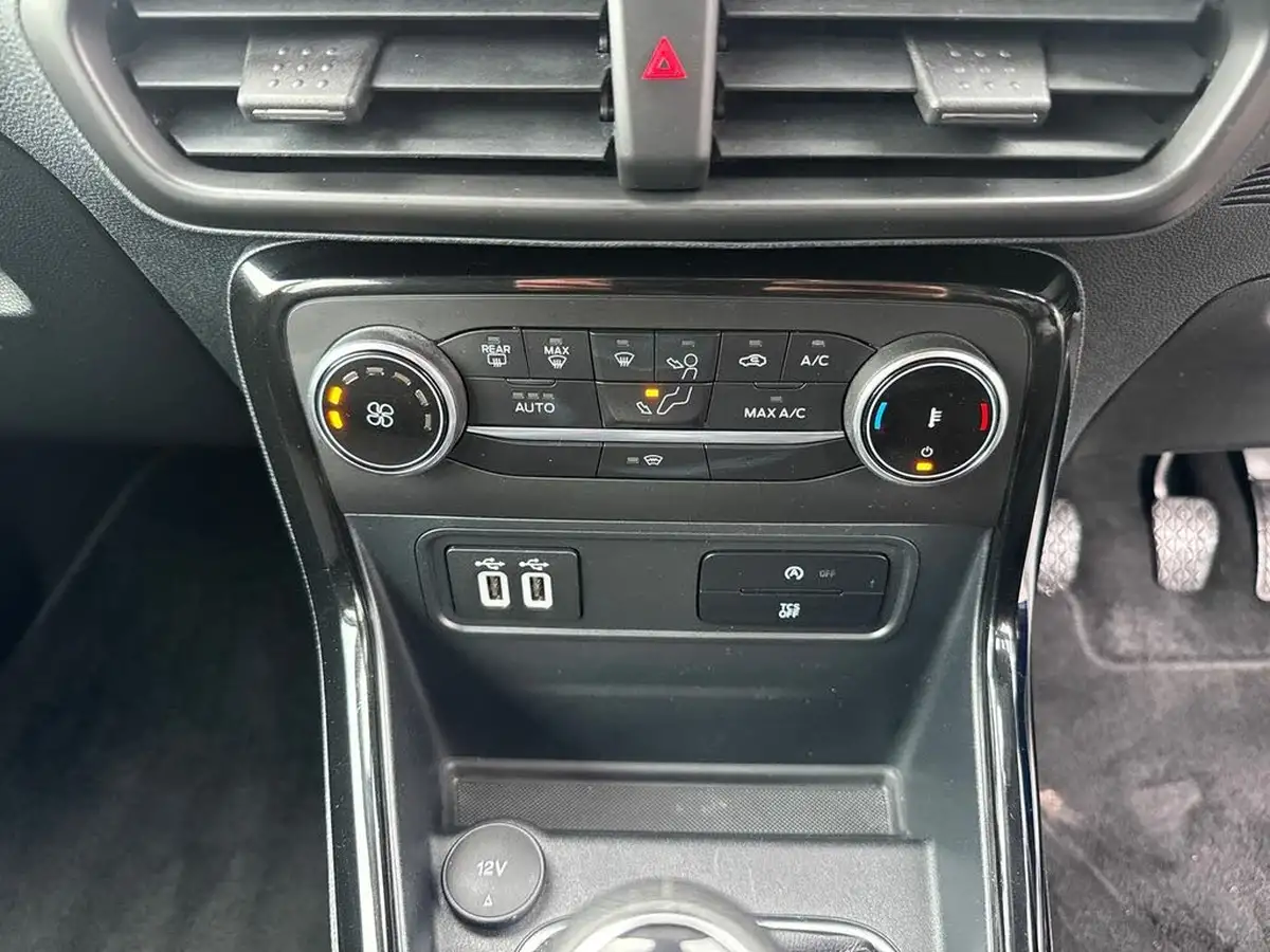 2022-ford-ecosport-10t-titanium-big-23