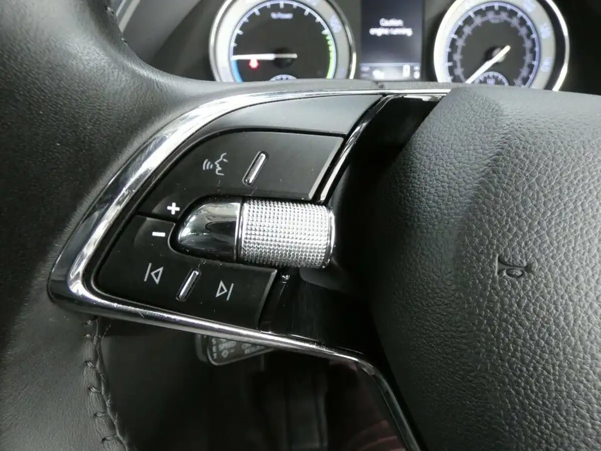 2021-skoda-superb-14-tsi-se-l-hatchback-big-14