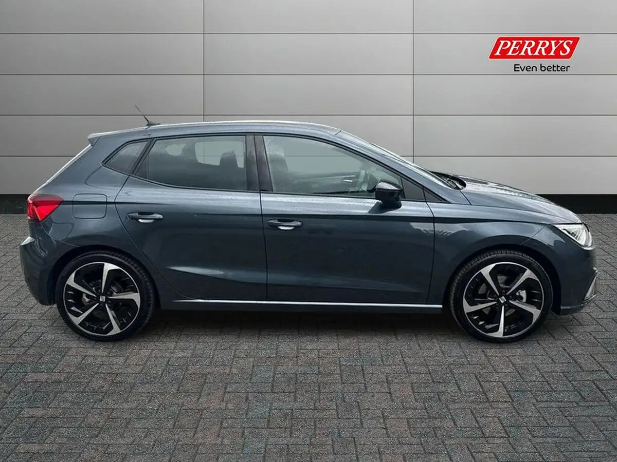 2025-seat-ibiza-10-tsi-fr-sport-115ps-big-2