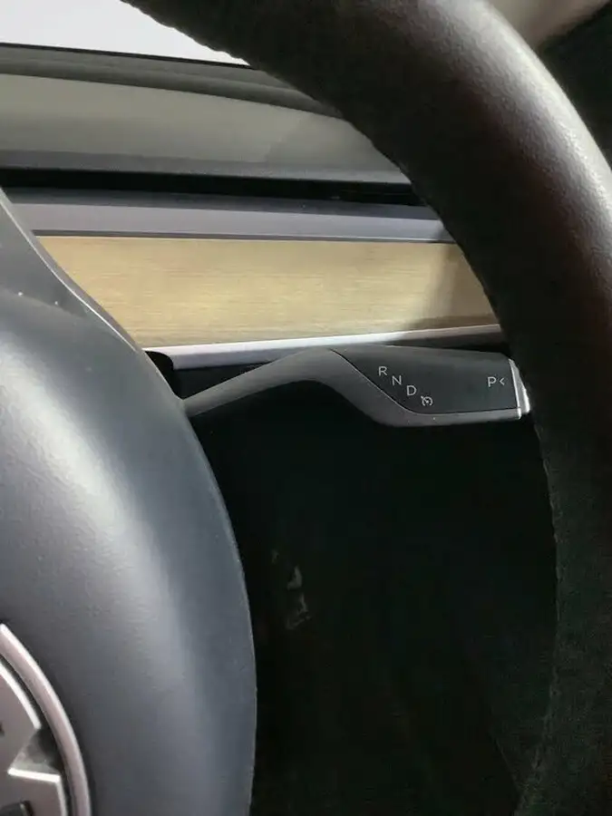 2021-tesla-model-3-e-long-range-awd-big-18