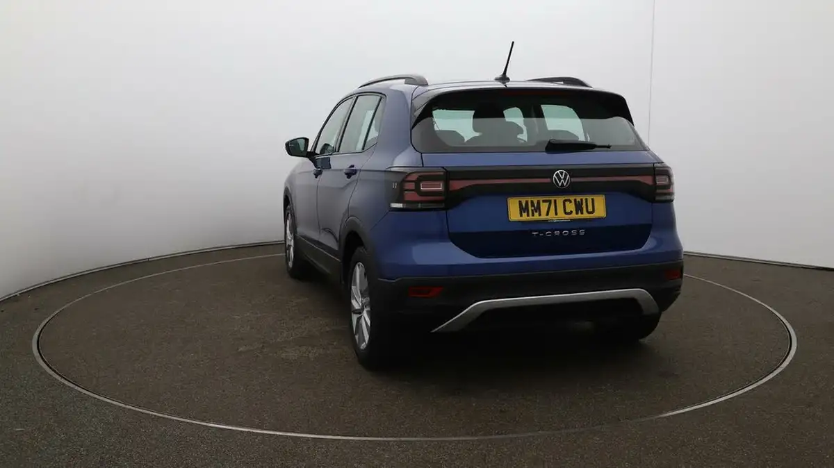 2021-volkswagen-t-cross-big-52