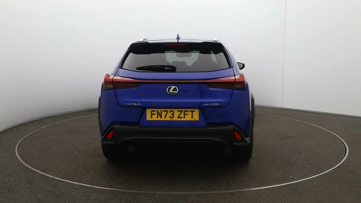 2023-lexus-ux-250h-20-f-sport-design-big-6