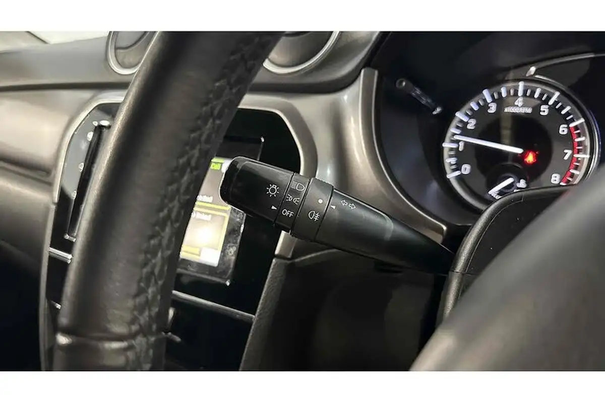 2018-suzuki-vitara-10-boosterjet-sz-t-big-27