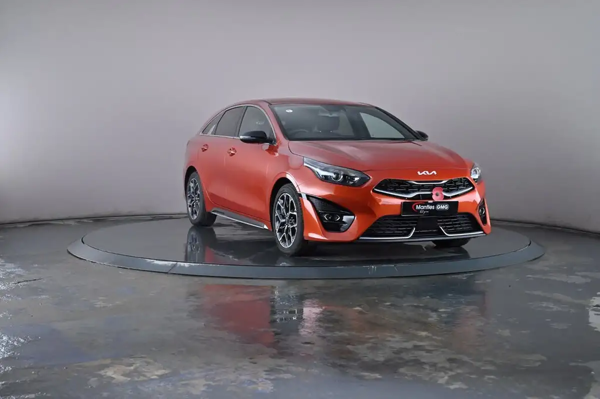 2022-kia-pro-ceed-15-t-gdi-gt-line-big-4