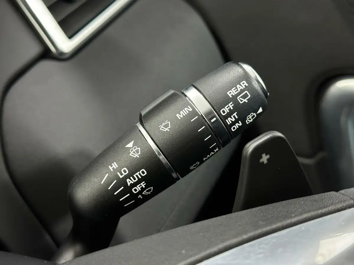 2019-land-rover-discovery-sport-20td4-landmark-big-14