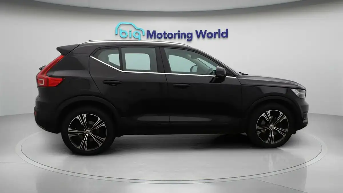 2020-volvo-xc40-20-b4-inscription-pro-big-8