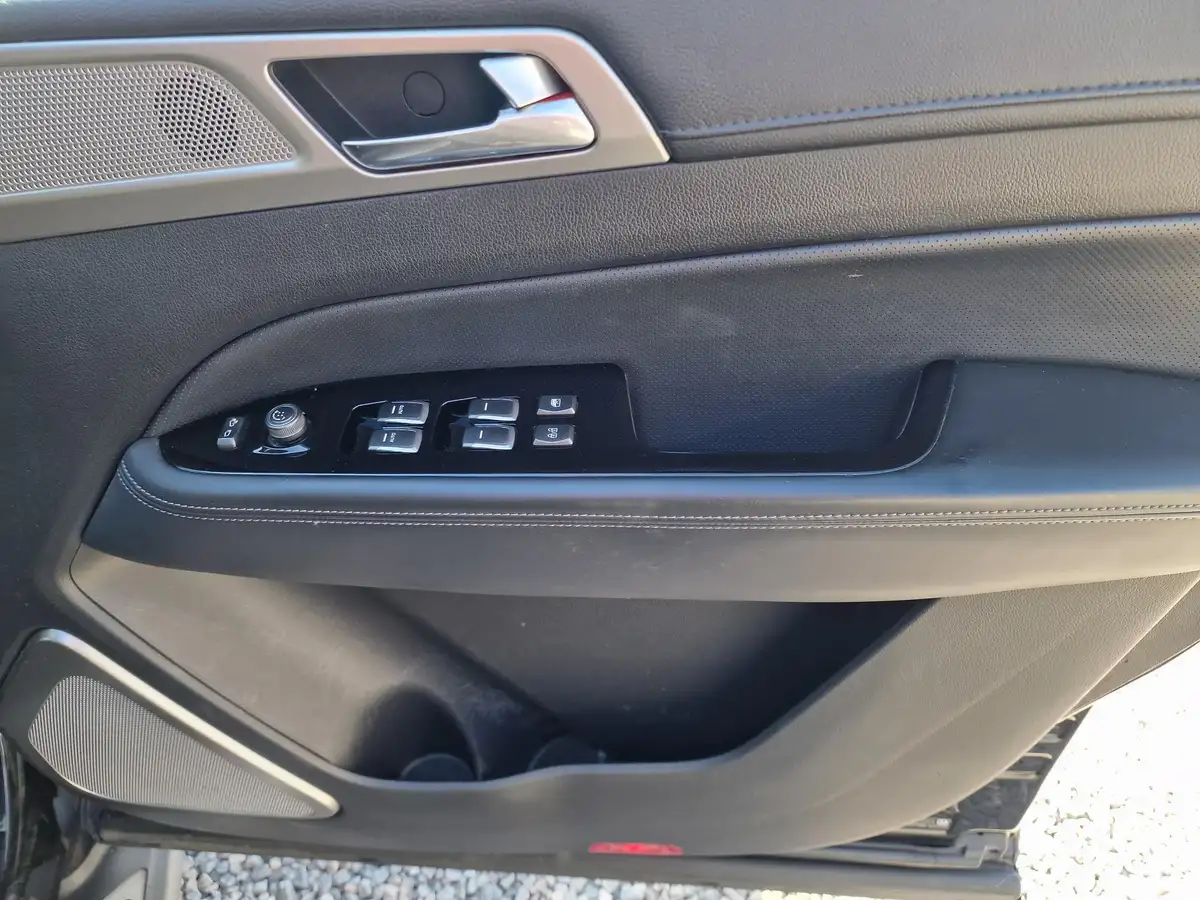 2019-kgm-ssangyong-rexton-22td-ex-t-tronic-big-24