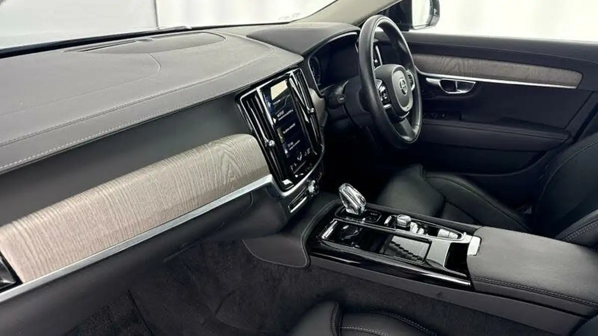 2021-volvo-s90-20-t8-inscription-455bhp-big-1