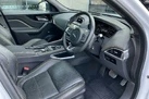 2019-jaguar-f-pace-30td-300-sport-small-15