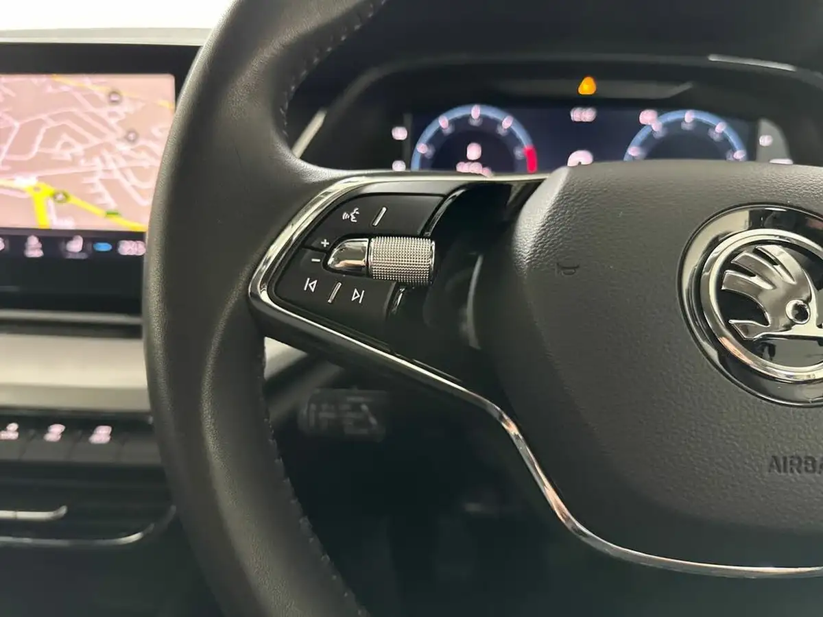 2022-skoda-octavia-15-tsi-se-l-hatchback-big-25