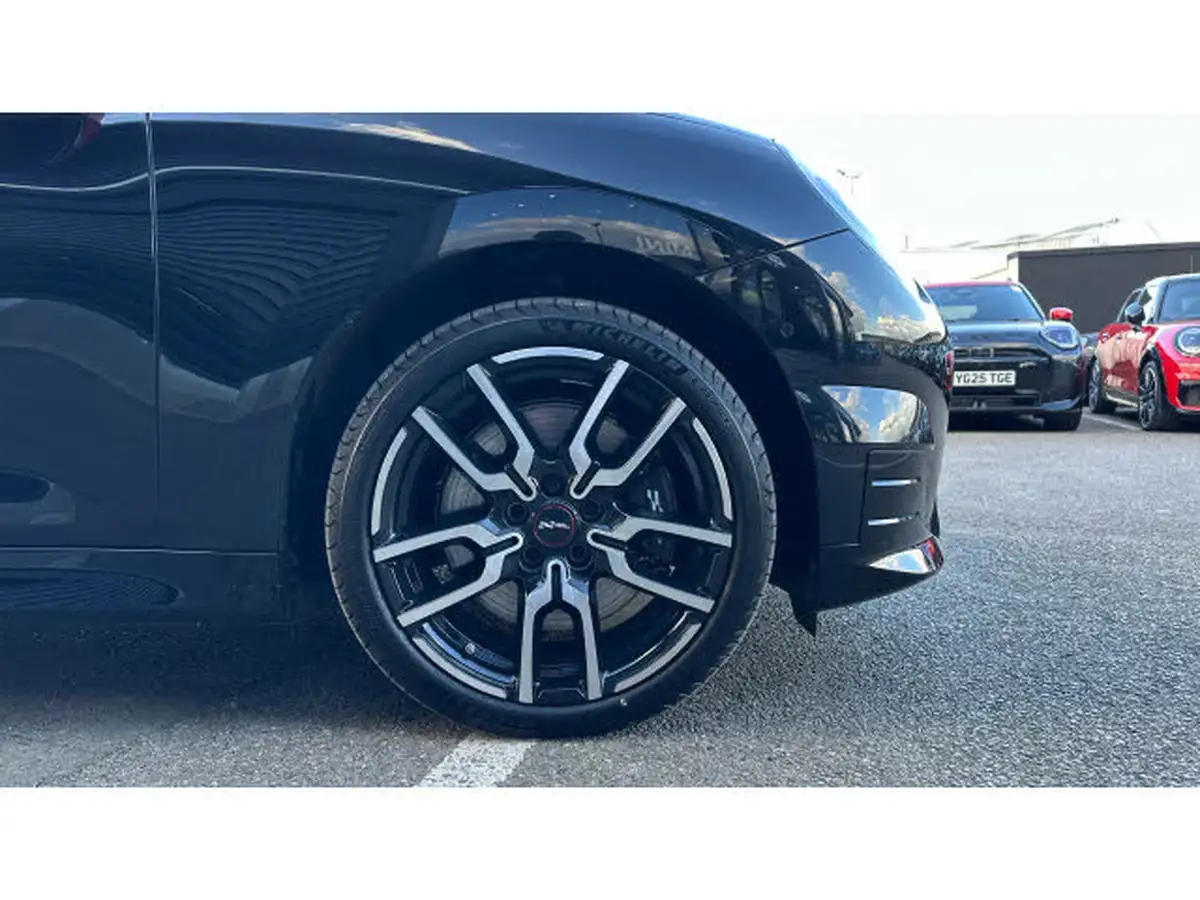 2024-mini-cooper-e-cooper-se-sport-big-13
