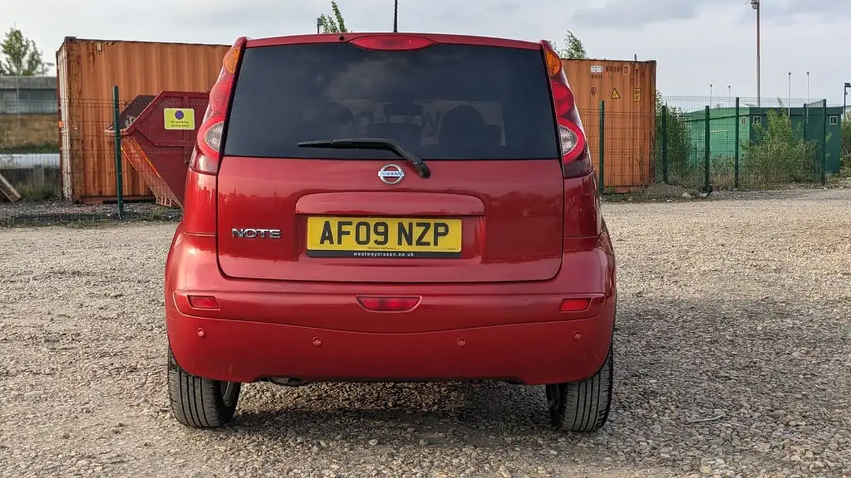 2009-nissan-note-16-tekna-auto-big-3