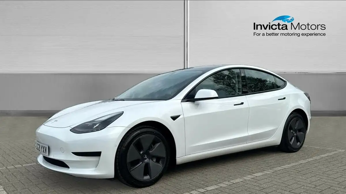 2021-tesla-model-3-e-standard-plus-big-6