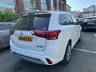 2018-mitsubishi-outlander-24-4h-phev-small-4