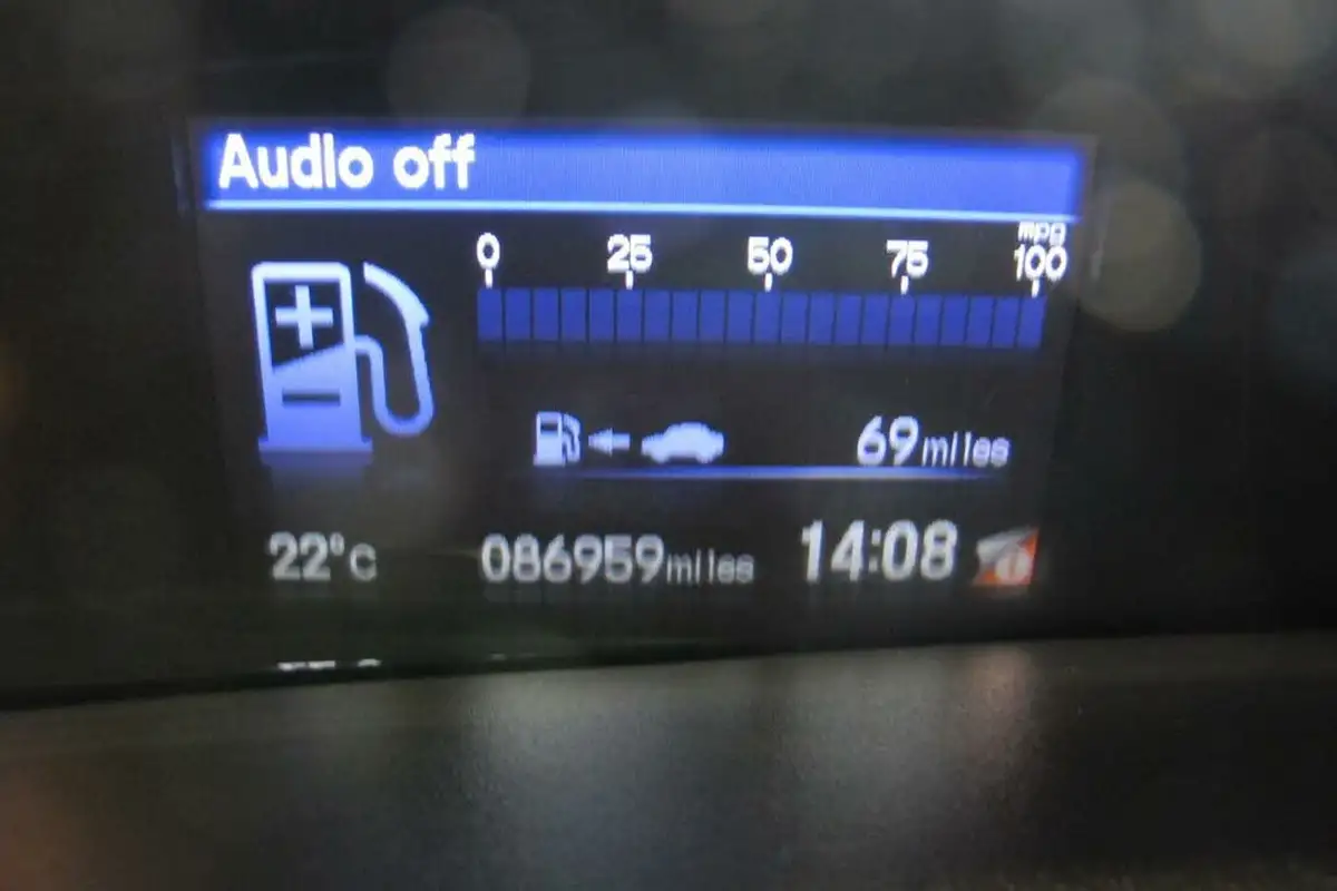 2016-honda-civic-14-i-vtec-se-plus-navi-big-60