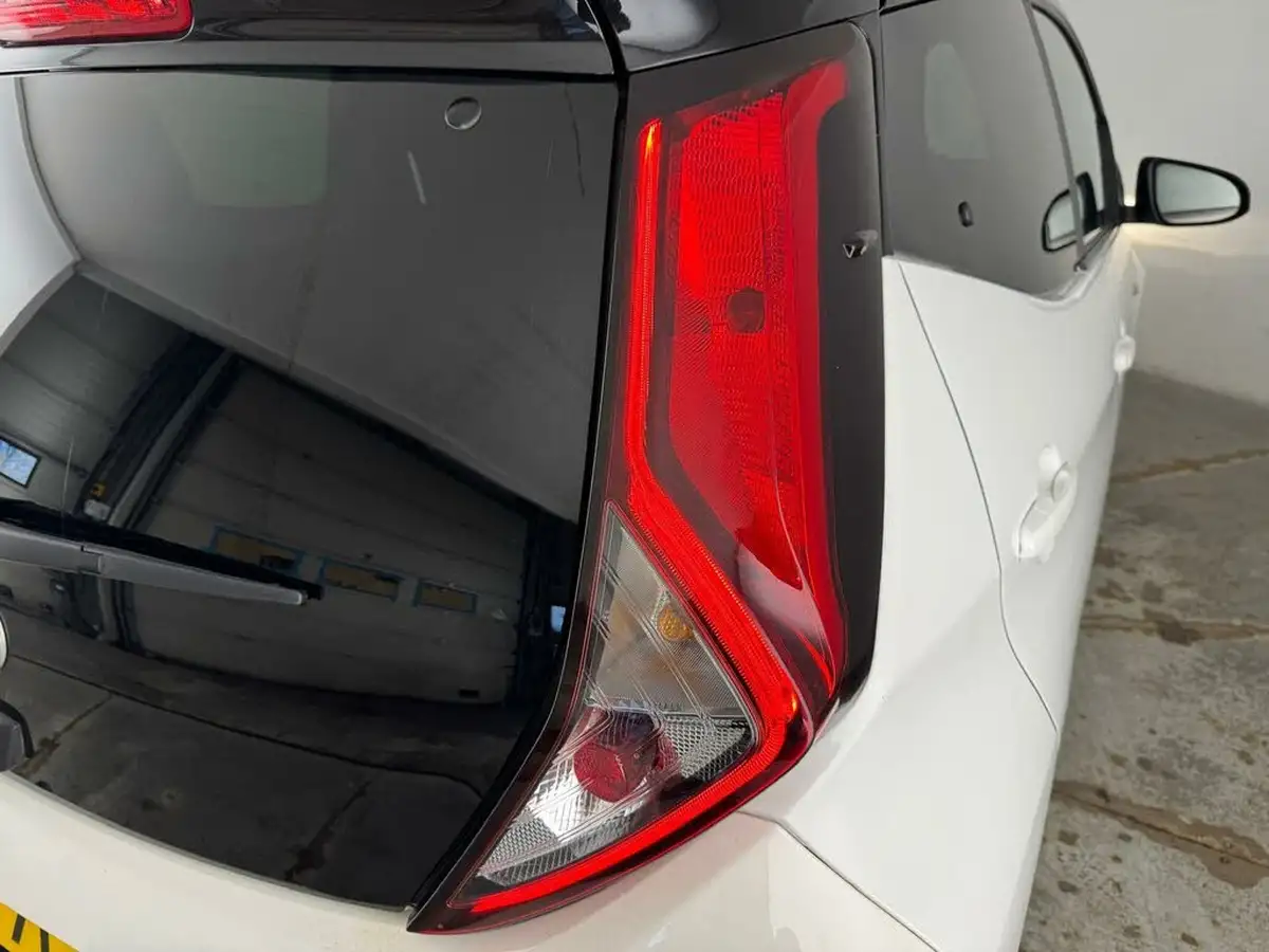 2021-toyota-aygo-10-vvt-i-x-trend-tss-big-30