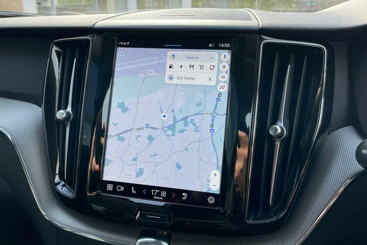 2024-volvo-xc60-20-b5-plus-big-38