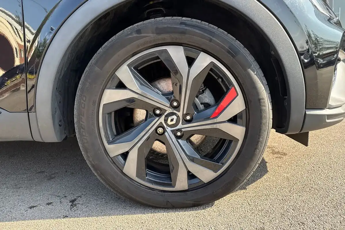 2021-renault-arkana-16-rs-line-big-10